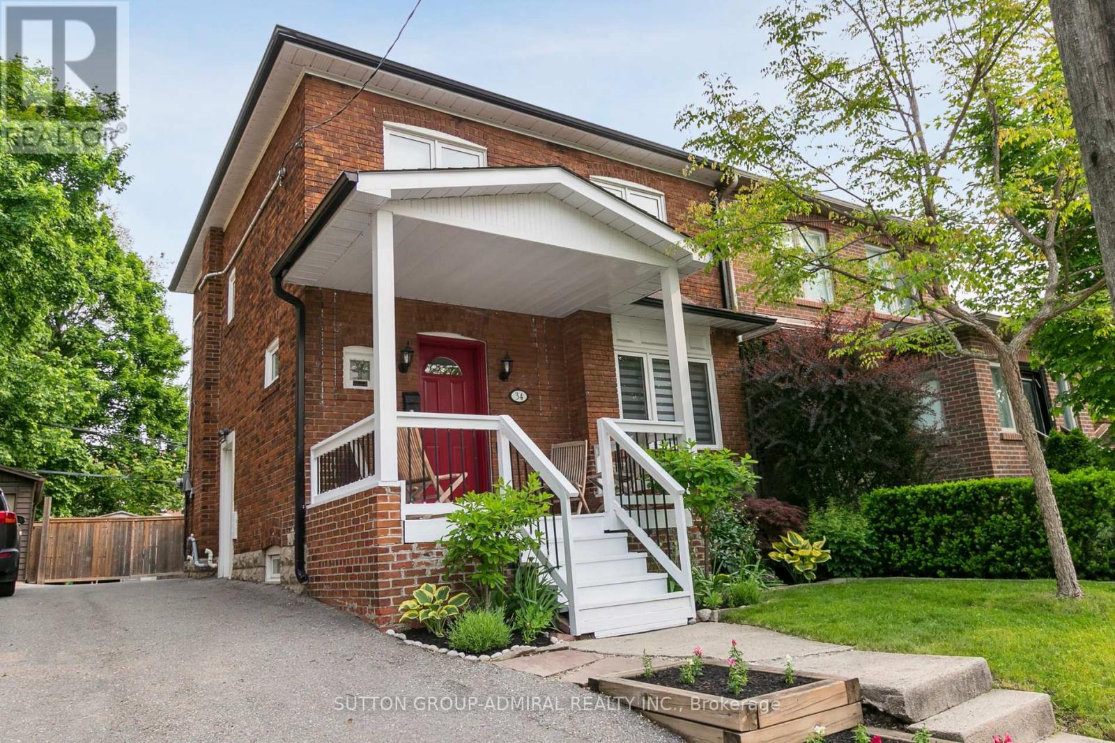 34 Elvina Gardens, Toronto, Ontario  M4P 1X8 - Photo 4 - C12194845