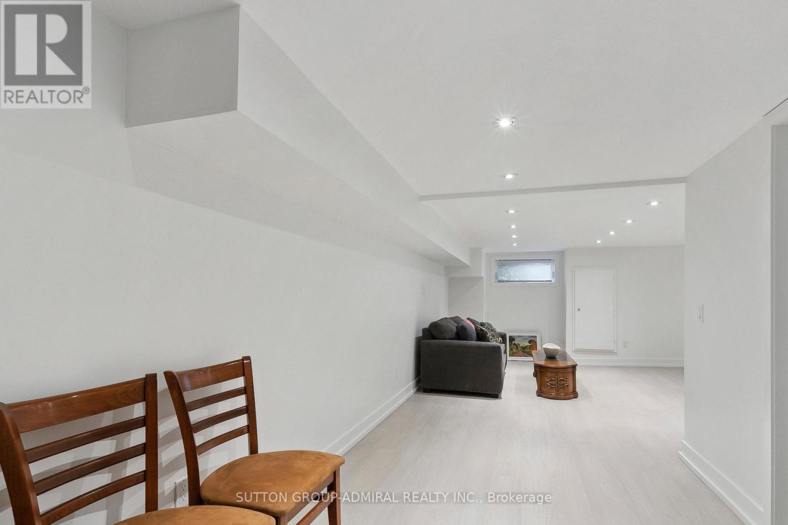 34 Elvina Gardens, Toronto, Ontario  M4P 1X8 - Photo 45 - C12194845