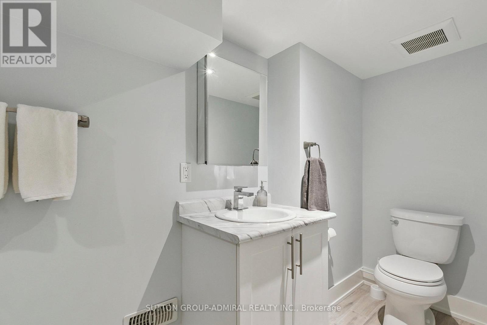 34 Elvina Gardens, Toronto, Ontario  M4P 1X8 - Photo 47 - C12194845