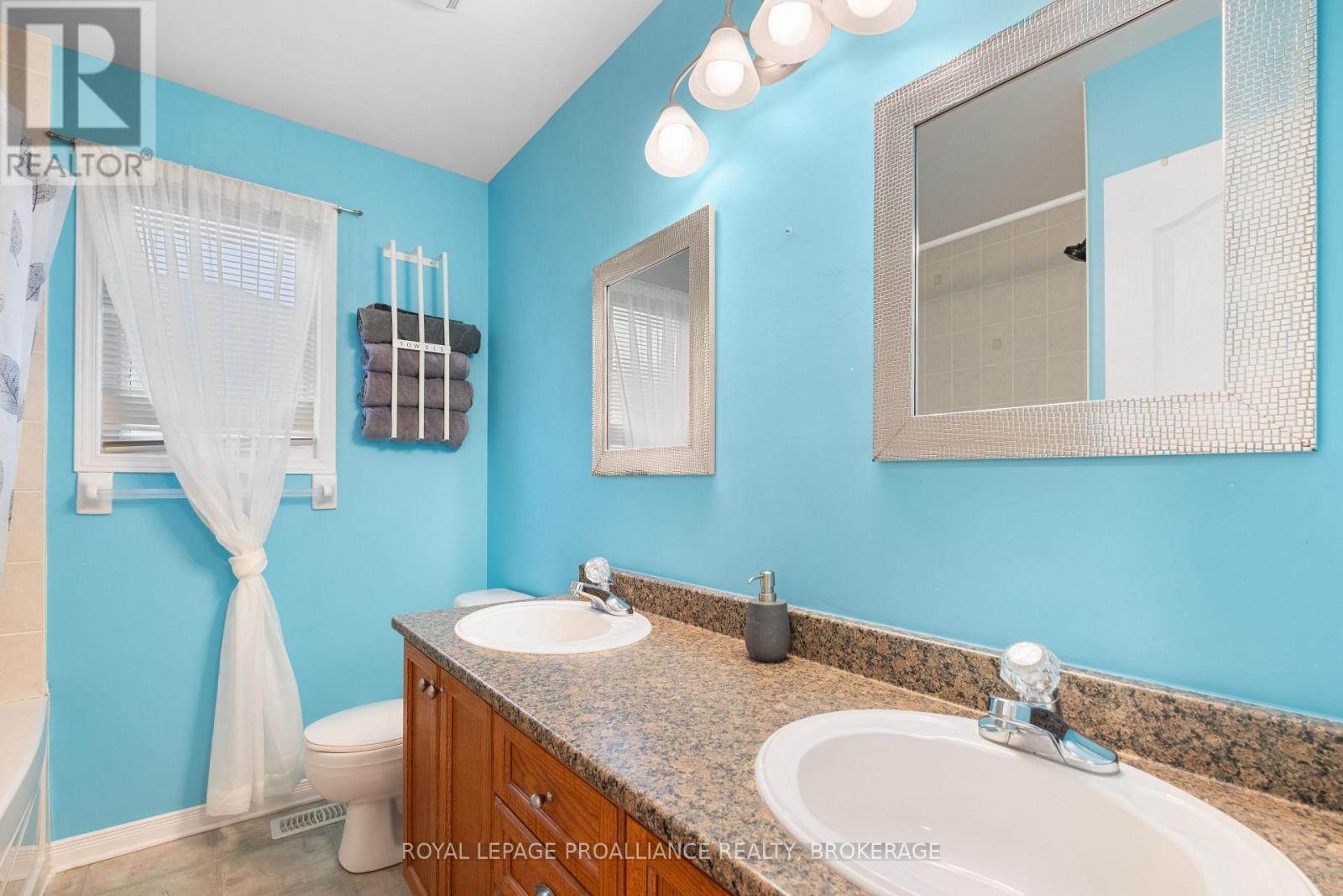 507 Weston Crescent, Kingston (East Gardiners Rd), Ontario  K7M 9E9 - Photo 25 - X12195130
