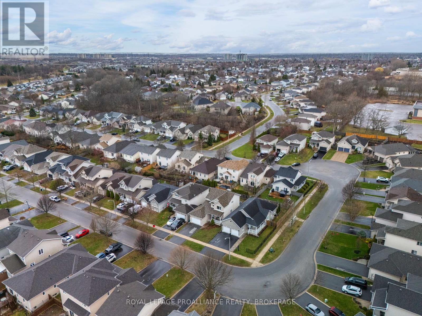 507 Weston Crescent, Kingston (East Gardiners Rd), Ontario  K7M 9E9 - Photo 46 - X12195130