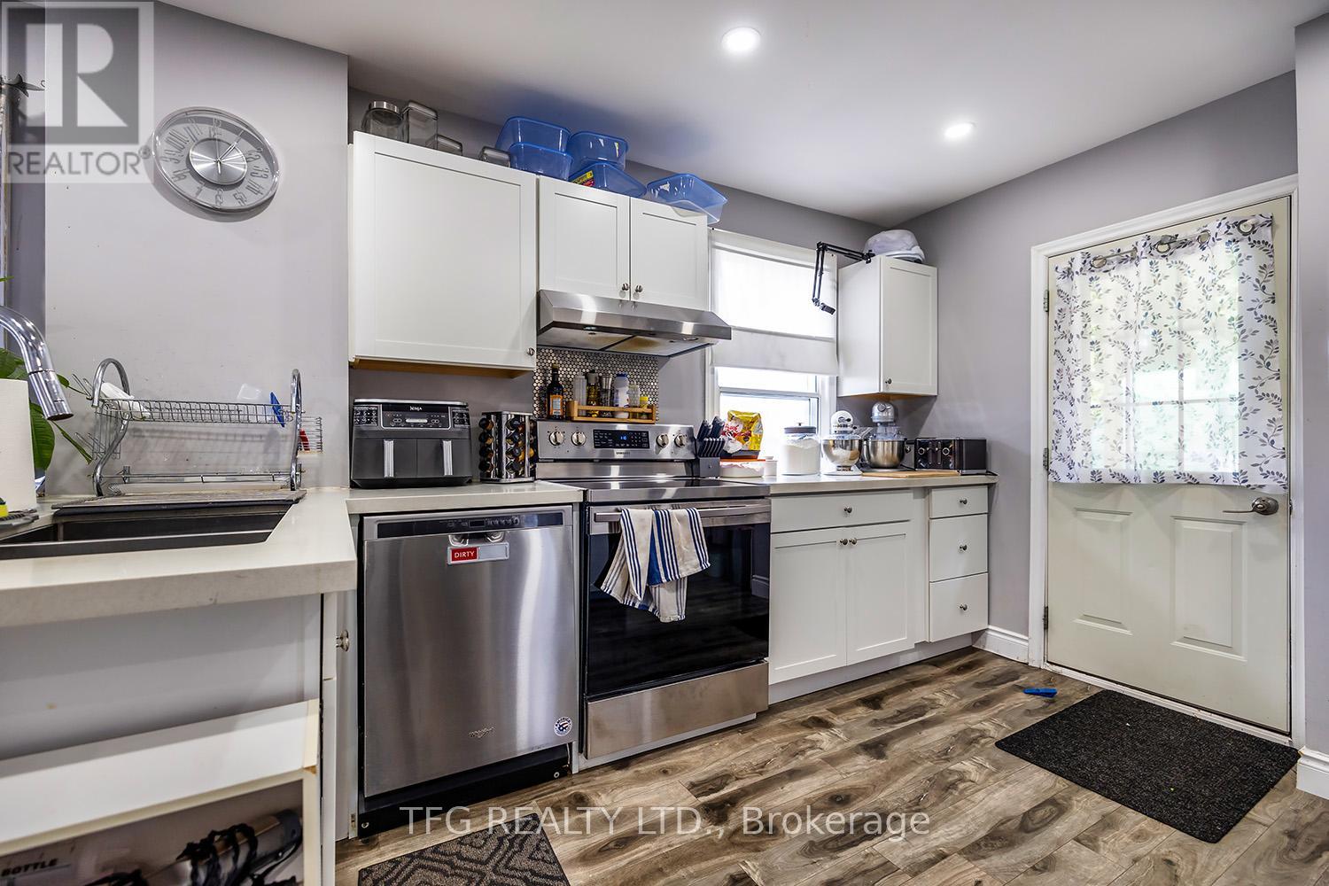 Property at 285 JARVIS STREET image 5
