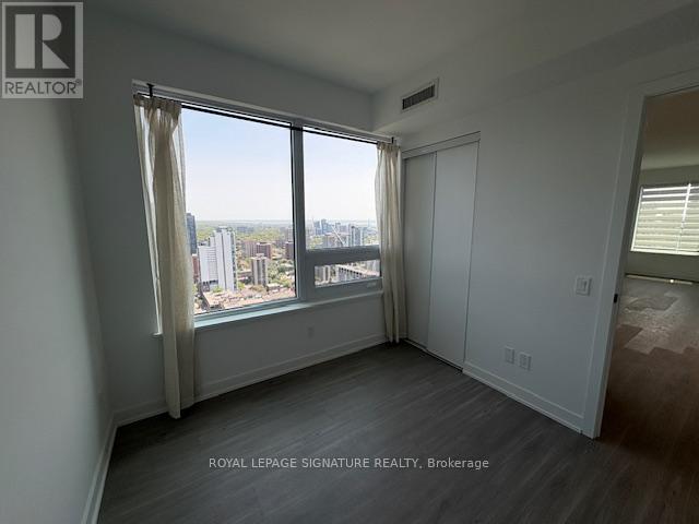 4112 - 8 Wellesley Street W, Toronto, Ontario  M4Y 0J5 - Photo 11 - C12194523