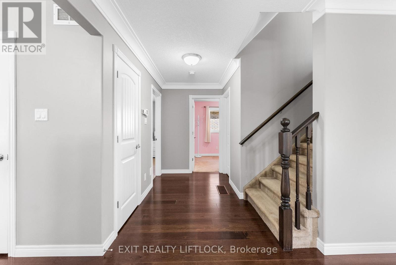 182 Chandler Crescent, Peterborough North, Ontario  K9J 0H3 - Photo 11 - X12194921