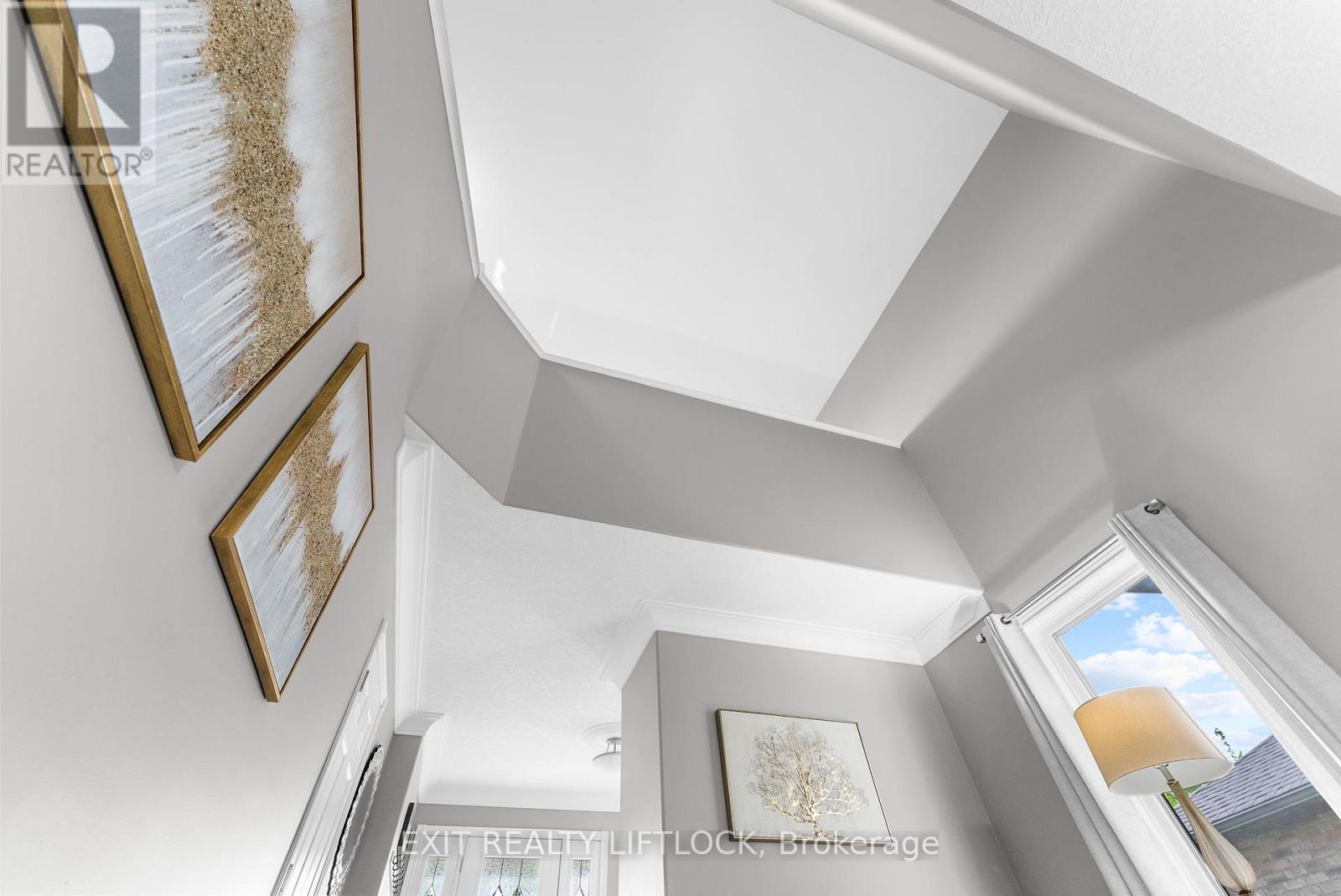 182 Chandler Crescent, Peterborough North, Ontario  K9J 0H3 - Photo 8 - X12194921