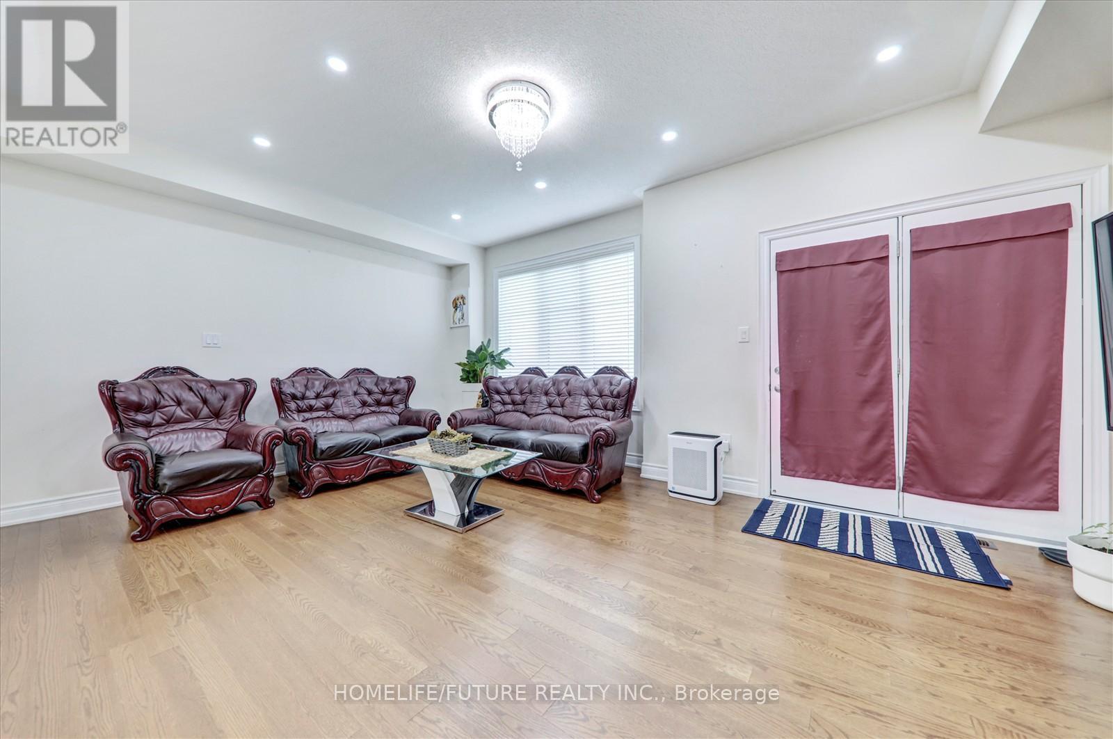 12 Ryler Way, Markham, Ontario  L3S 0E7 - Photo 12 - N12194828