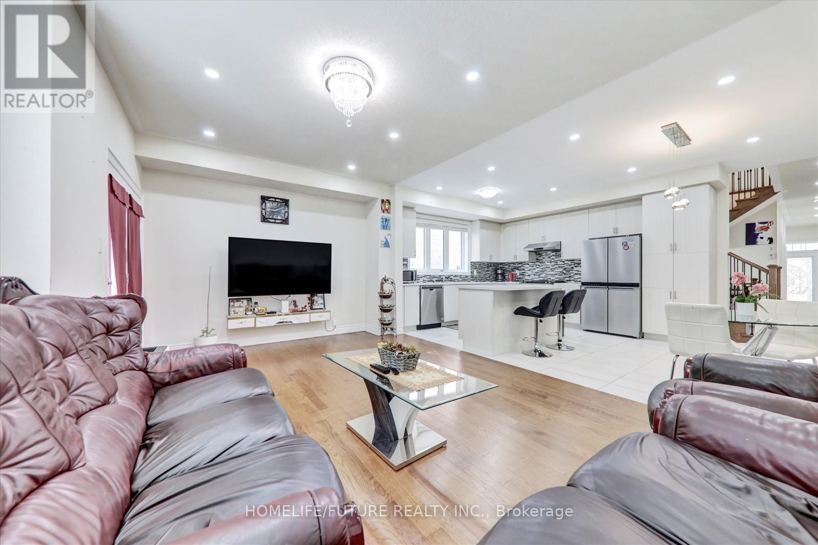 12 Ryler Way, Markham, Ontario  L3S 0E7 - Photo 14 - N12194828