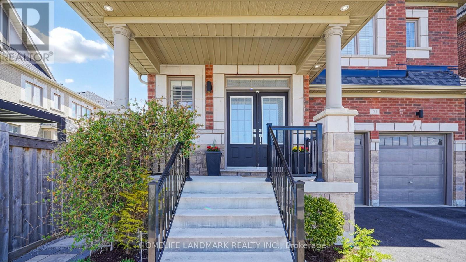 51 Crimson King Way, East Gwillimbury, Ontario  L9N 0V1 - Photo 5 - N12194833