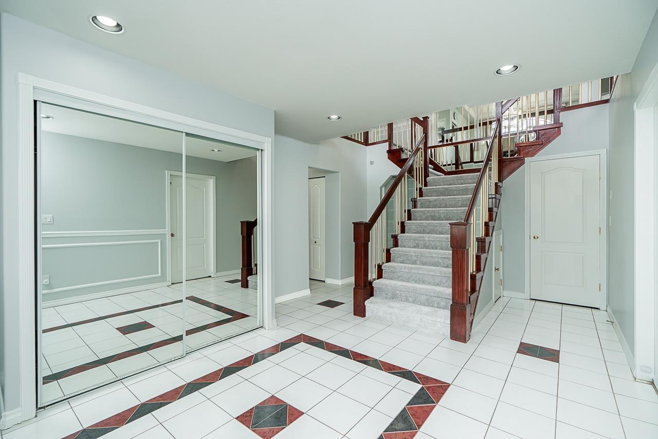 6928 127a Street, Surrey, British Columbia  V3W 1H7 - Photo 4 - R3010380