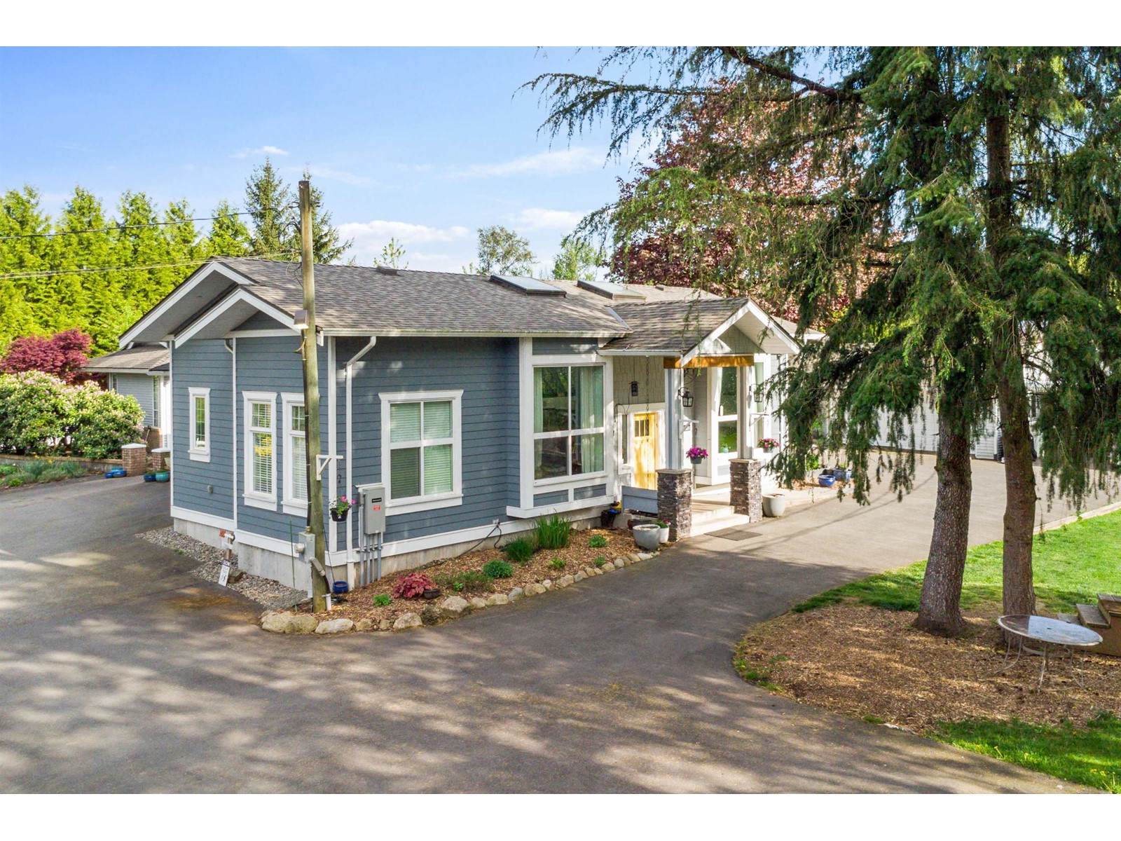 6063 256 Street, Langley, British Columbia  V4W 1K1 - Photo 1 - R3010234