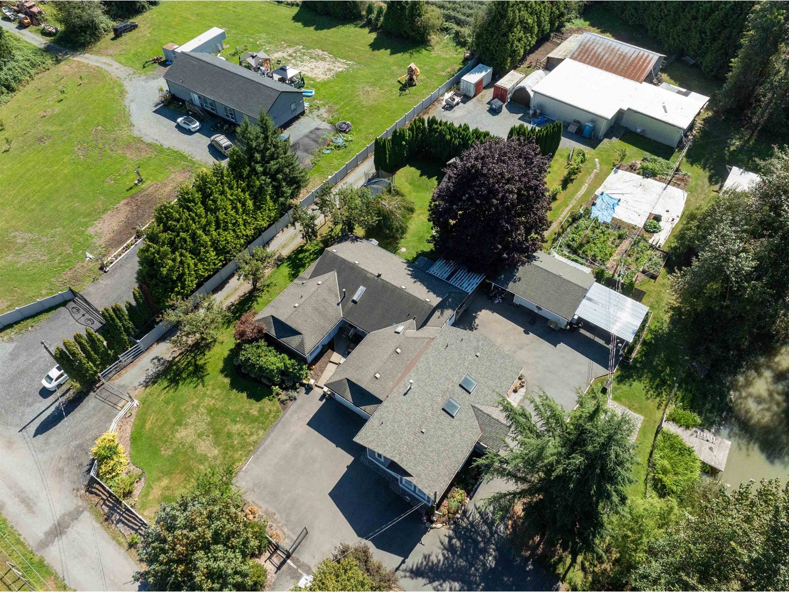 6063 256 Street, Langley, British Columbia  V4W 1K1 - Photo 40 - R3010234