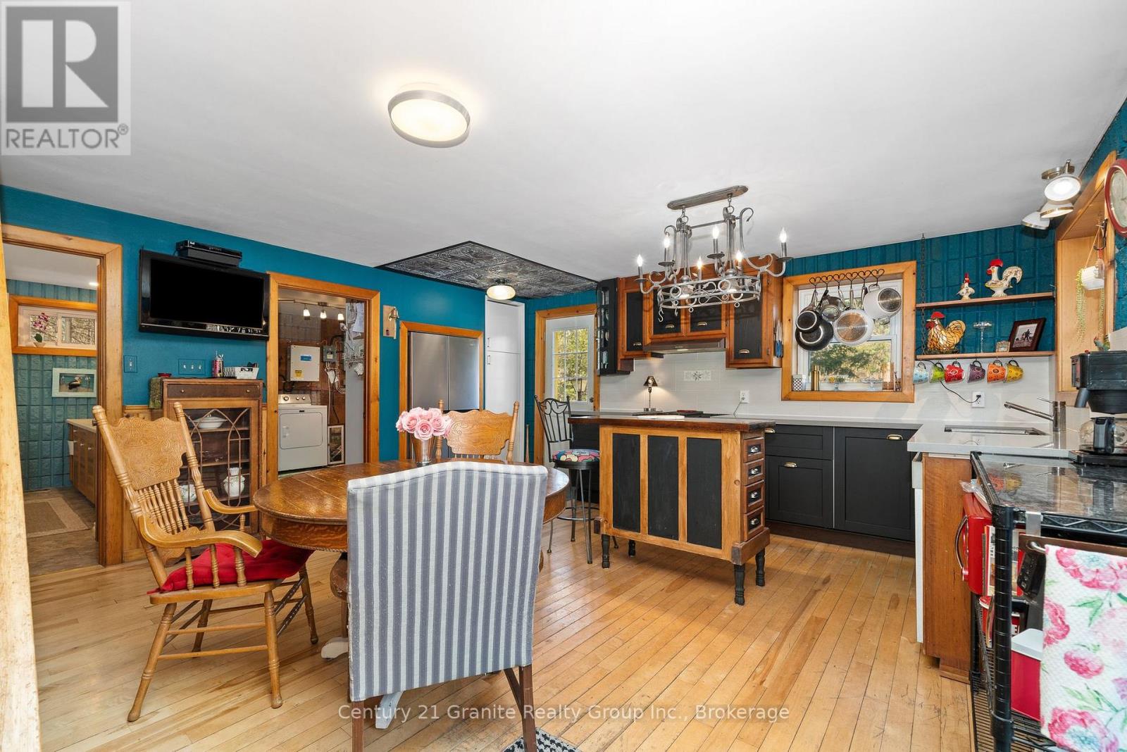 1093 Kushog Lake Road, Minden Hills, Ontario  K0M 2K0 - Photo 6 - X12105233