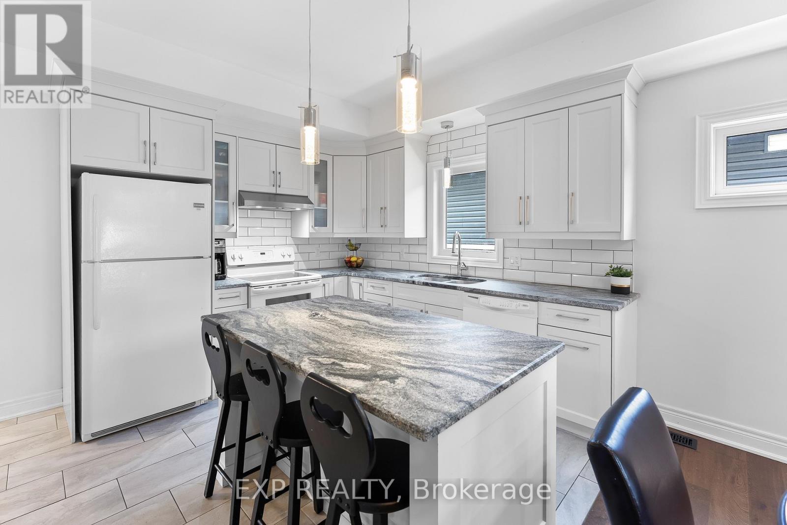 94 Willowbrook Drive, Welland (West Welland), Ontario  L3C 0G2 - Photo 14 - X12194958