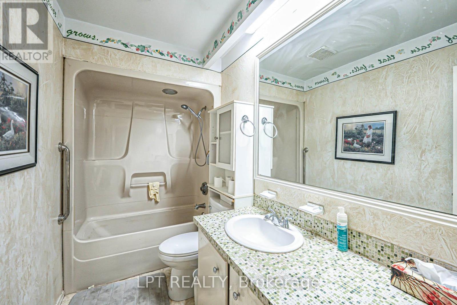 7 - 2169 Mountain Grove Avenue, Burlington, Ontario  L7P 2H8 - Photo 26 - W12192676