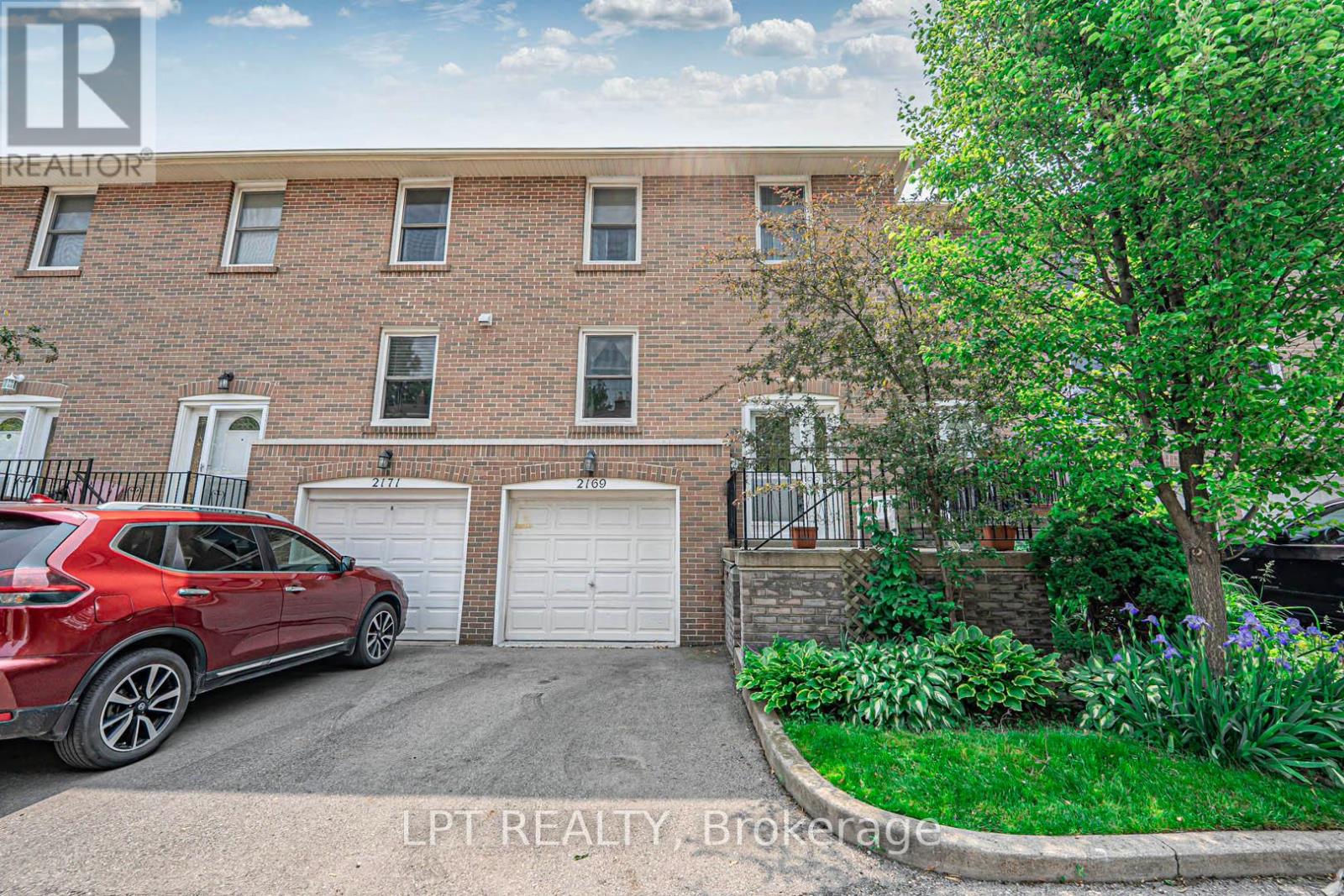 7 - 2169 Mountain Grove Avenue, Burlington, Ontario  L7P 2H8 - Photo 2 - W12192676