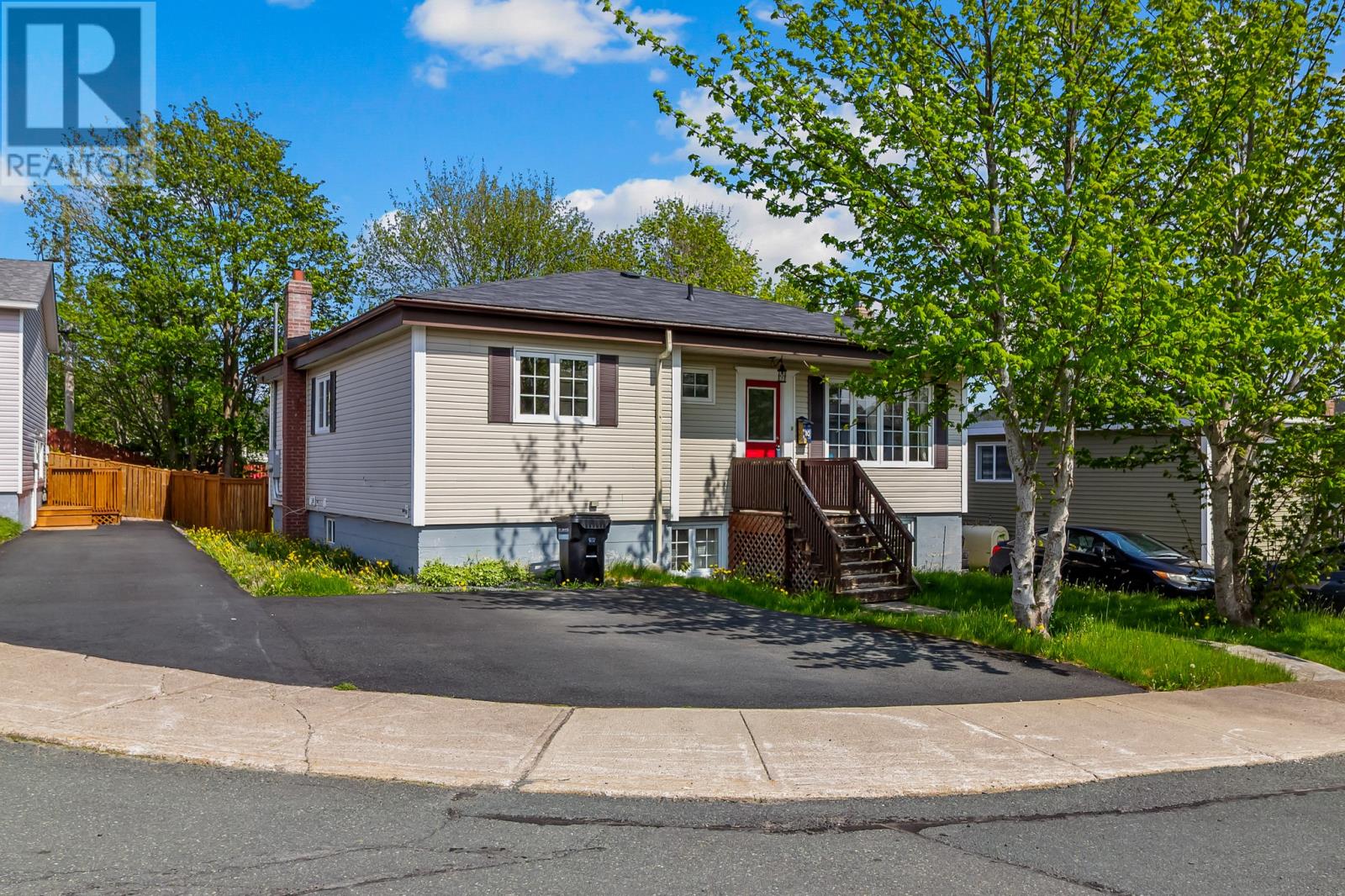 Property at 10 Pynn Place image 1