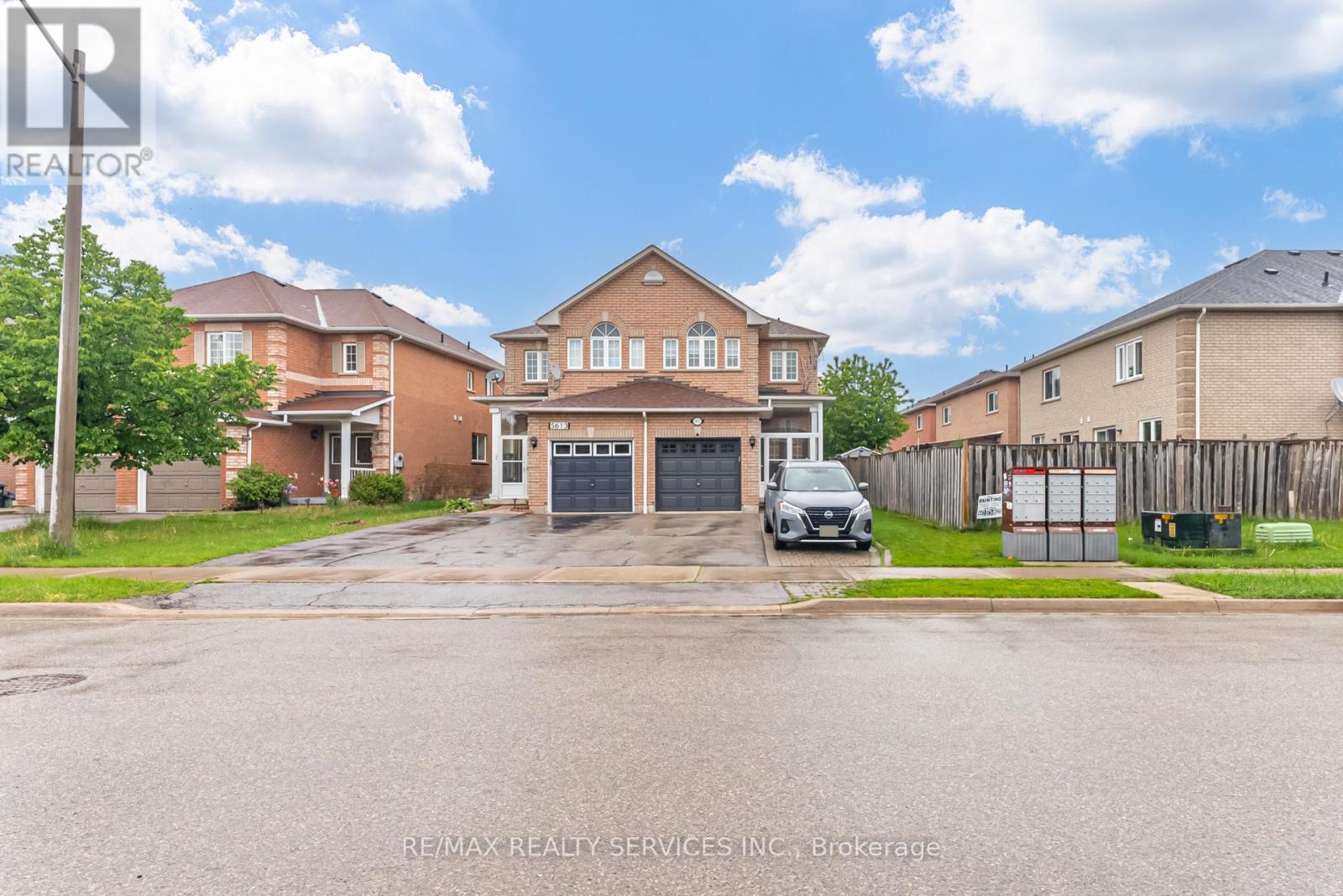 5611 Armando Avenue, Mississauga, Ontario  L5V 3A7 - Photo 2 - W12194836