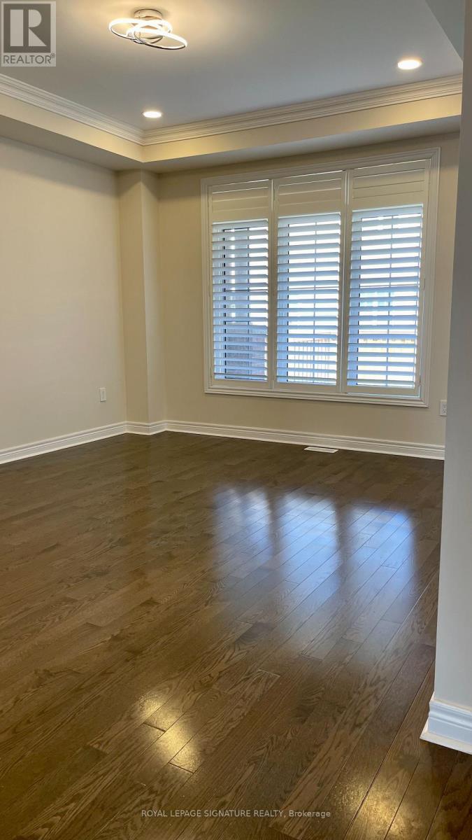 343 North Park Boulevard, Oakville, Ontario  L6M 1P7 - Photo 6 - W12194842