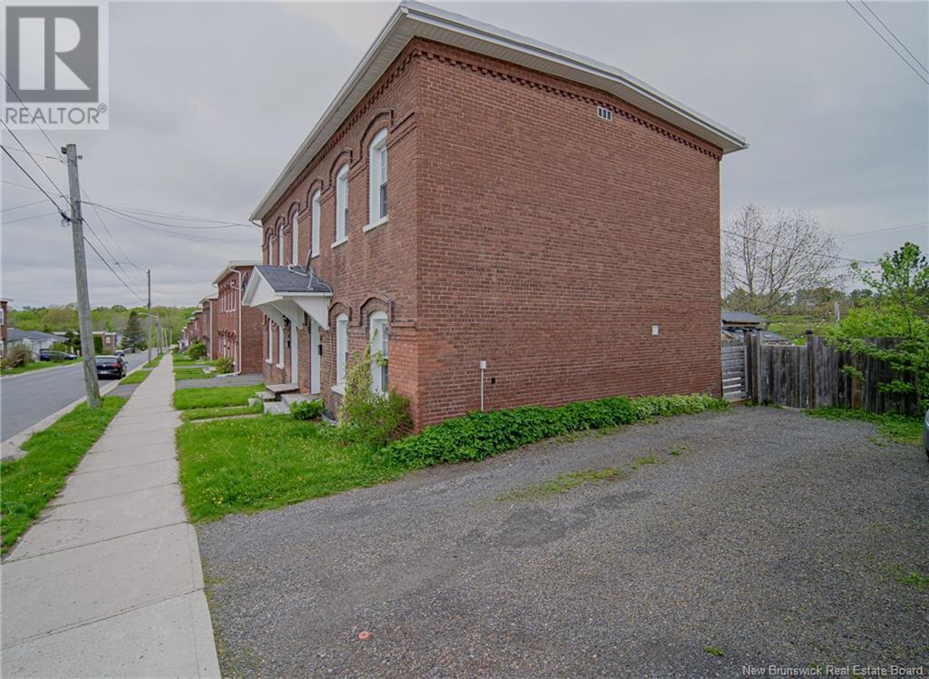Property at 43 Allen Street image 2