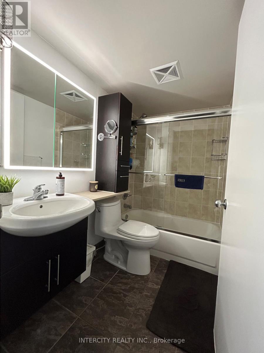 712 - 1050 The Queensway Avenue, Toronto, Ontario  M8Z 0A8 - Photo 19 - W12023031