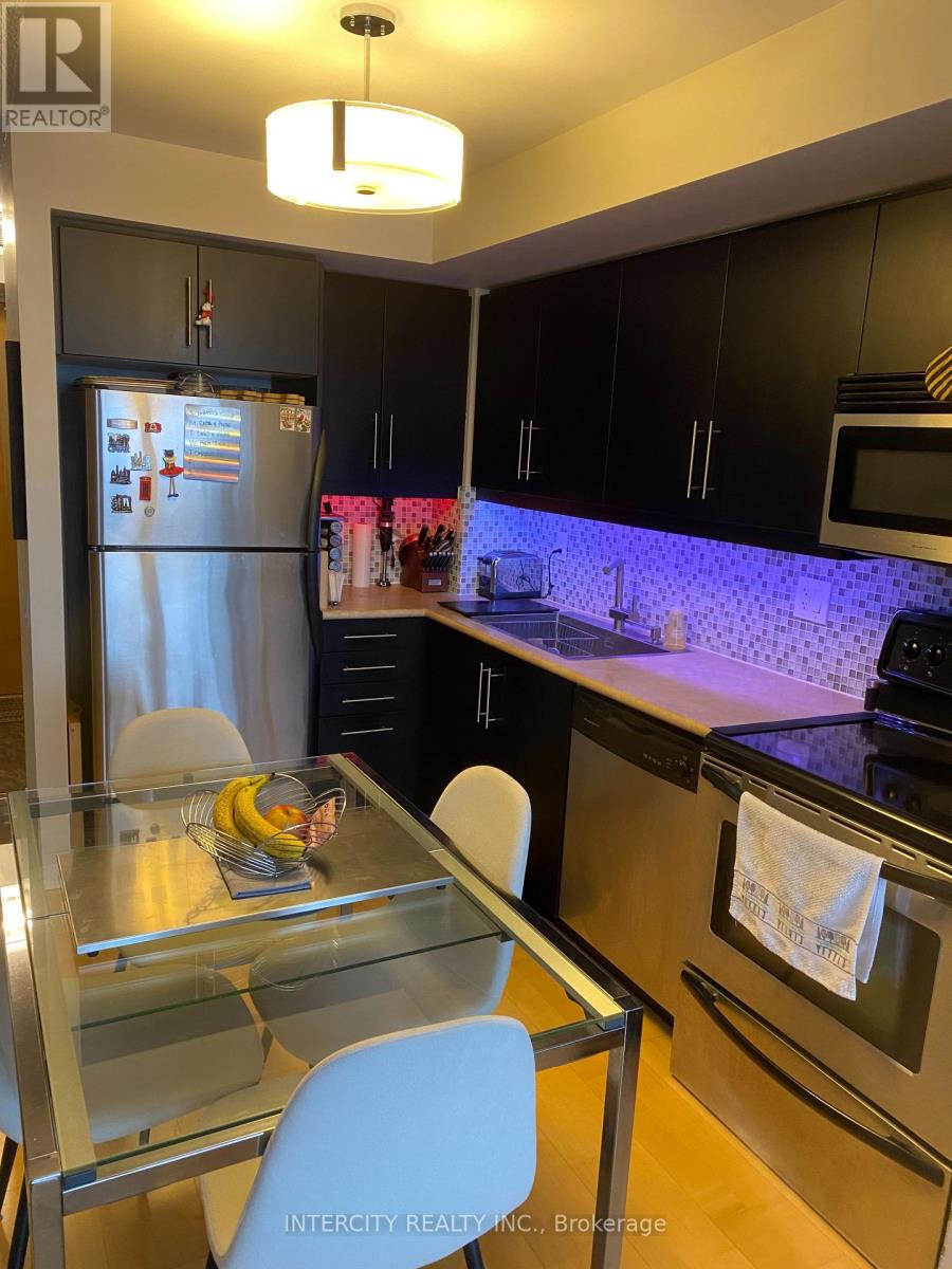 712 - 1050 The Queensway Avenue, Toronto, Ontario  M8Z 0A8 - Photo 9 - W12023031