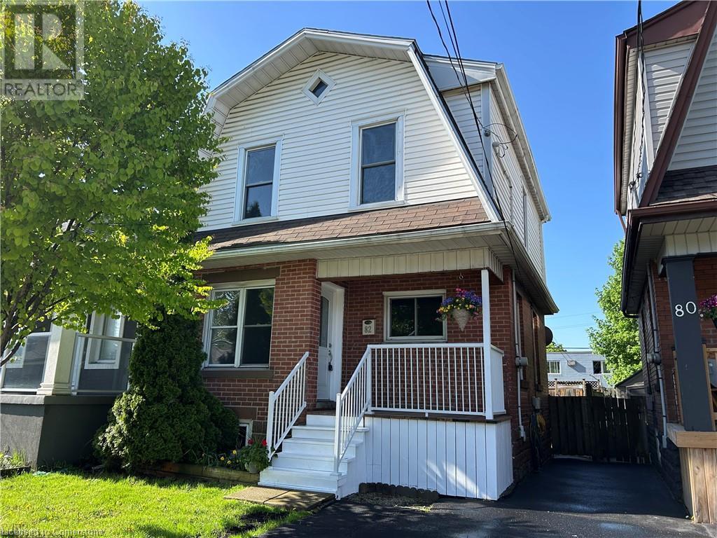 82 Alpine Avenue, Hamilton, Ontario  L9A 1A6 - Photo 1 - 40721293