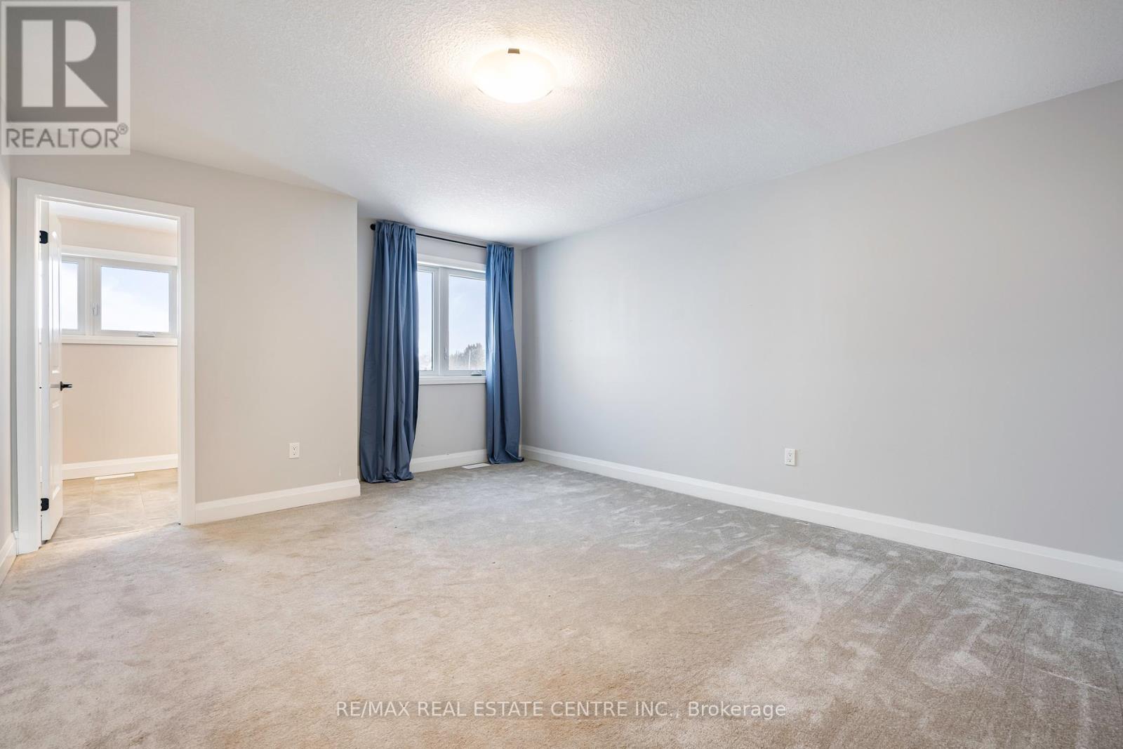 3 Grundy Crescent, East Luther Grand Valley, Ontario  L9W 7S7 - Photo 25 - X12068164