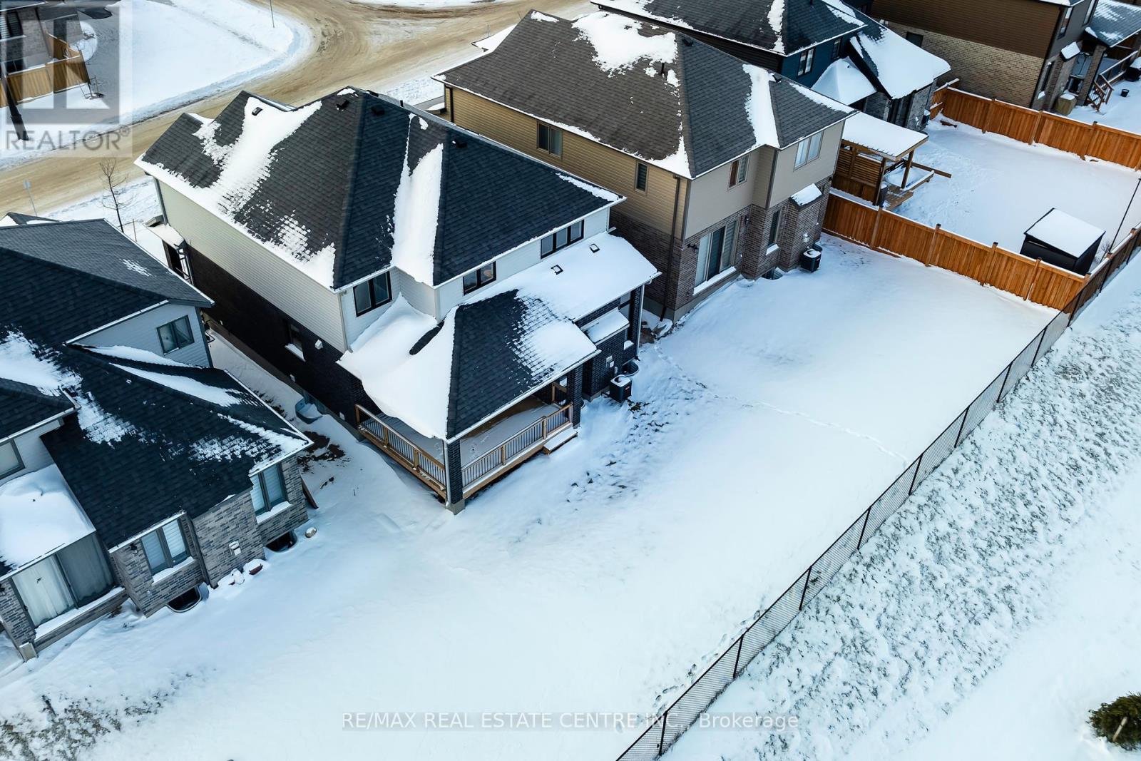 3 Grundy Crescent, East Luther Grand Valley, Ontario  L9W 7S7 - Photo 45 - X12068164