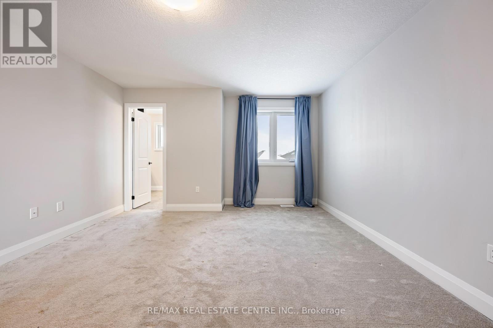 3 Grundy Crescent, East Luther Grand Valley, Ontario  L9W 7S7 - Photo 26 - X12068164
