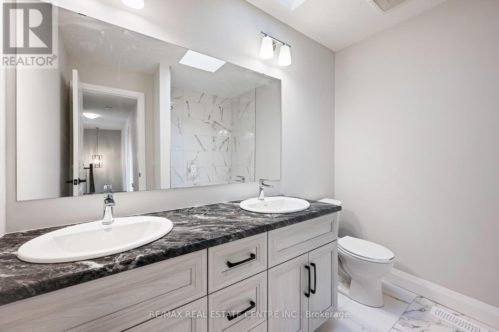 3 Grundy Crescent, East Luther Grand Valley, Ontario  L9W 7S7 - Photo 34 - X12068164