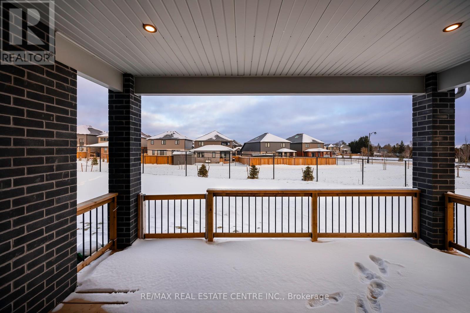 3 Grundy Crescent, East Luther Grand Valley, Ontario  L9W 7S7 - Photo 43 - X12068164