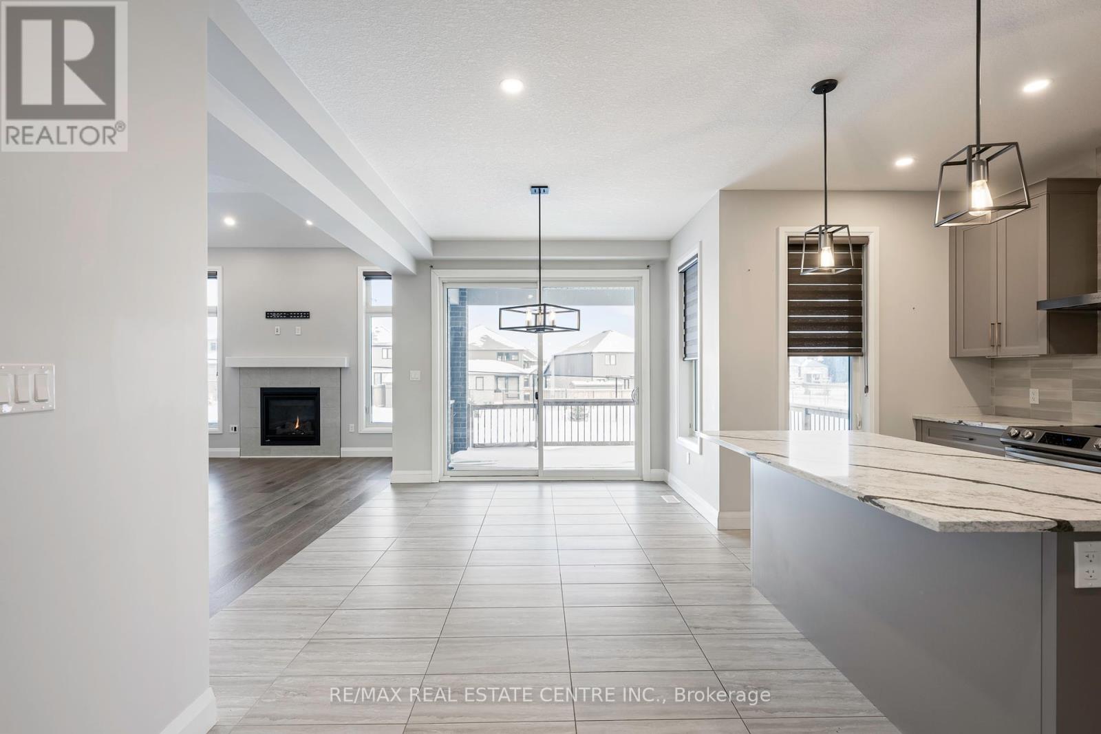 3 Grundy Crescent, East Luther Grand Valley, Ontario  L9W 7S7 - Photo 5 - X12068164