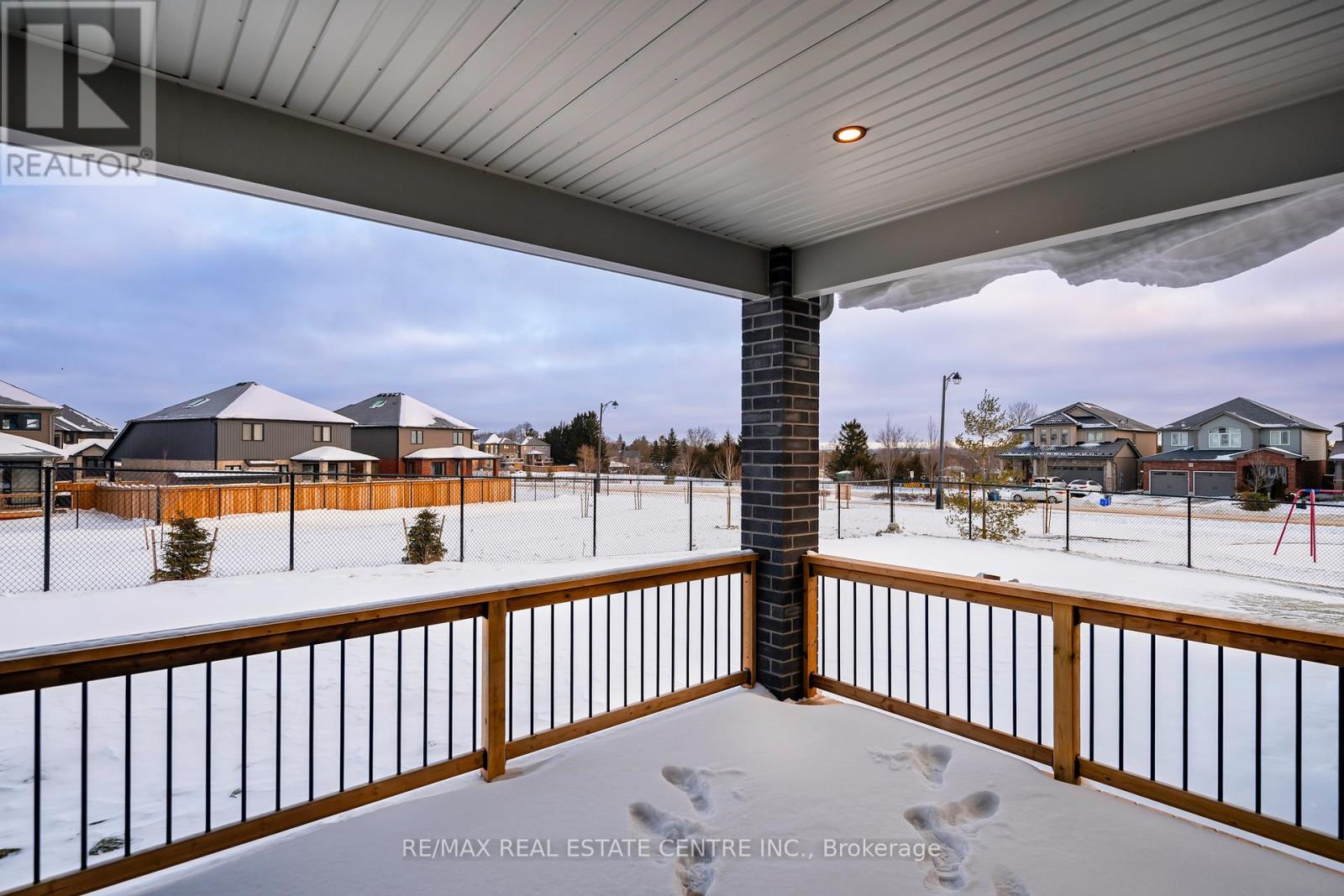 3 Grundy Crescent, East Luther Grand Valley, Ontario  L9W 7S7 - Photo 44 - X12068164