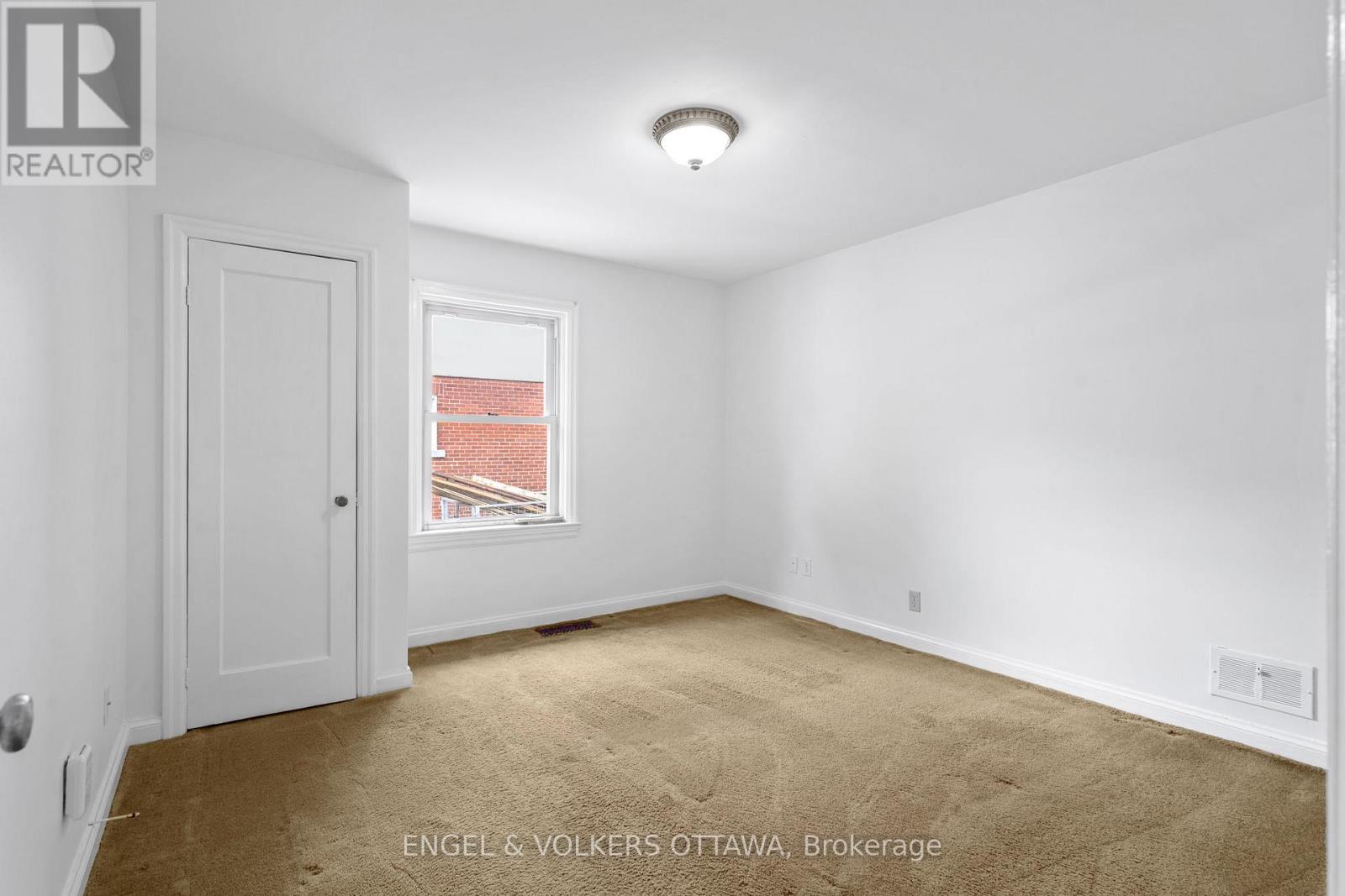 38 Glencairn Avenue, Ottawa, Ontario  K1S 1M6 - Photo 15 - X12195010