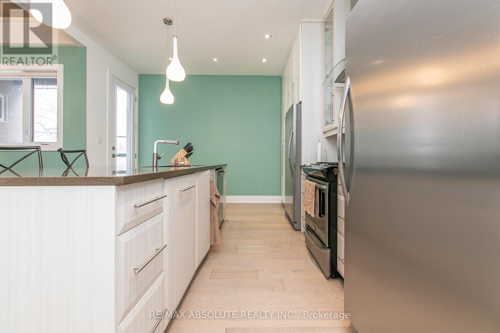 1 - 246 Westhaven Crescent, Ottawa, Ontario  K1Z 7G3 - Photo 13 - X12195104