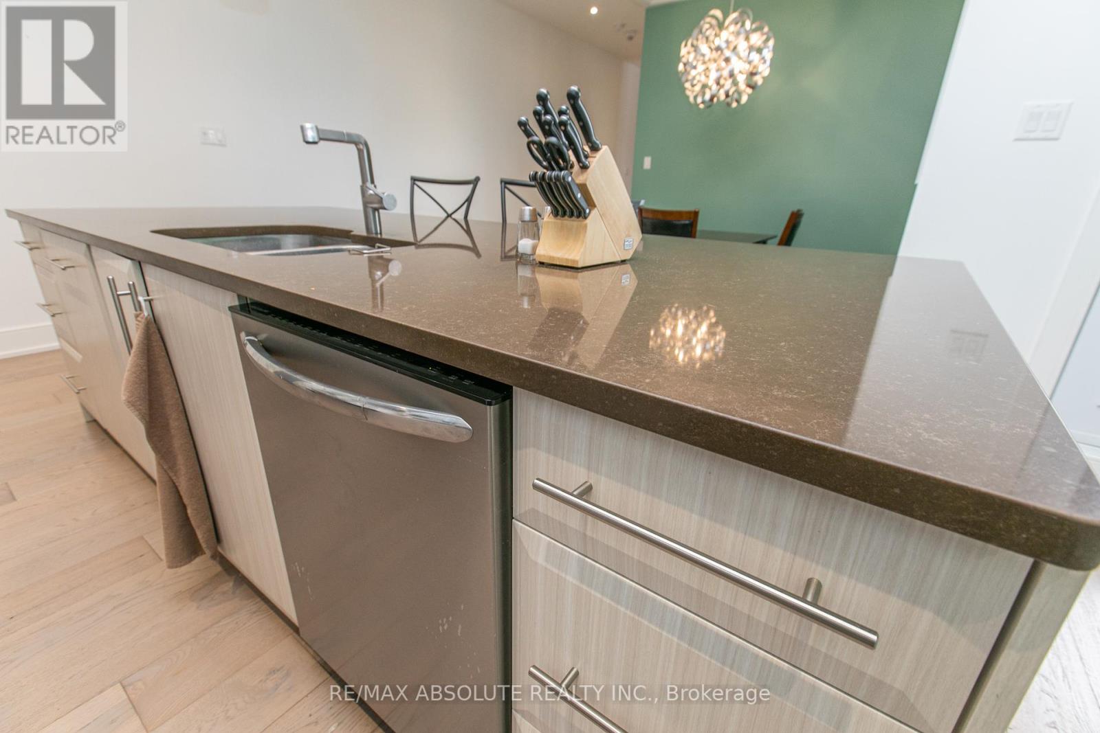 1 - 246 Westhaven Crescent, Ottawa, Ontario  K1Z 7G3 - Photo 14 - X12195104