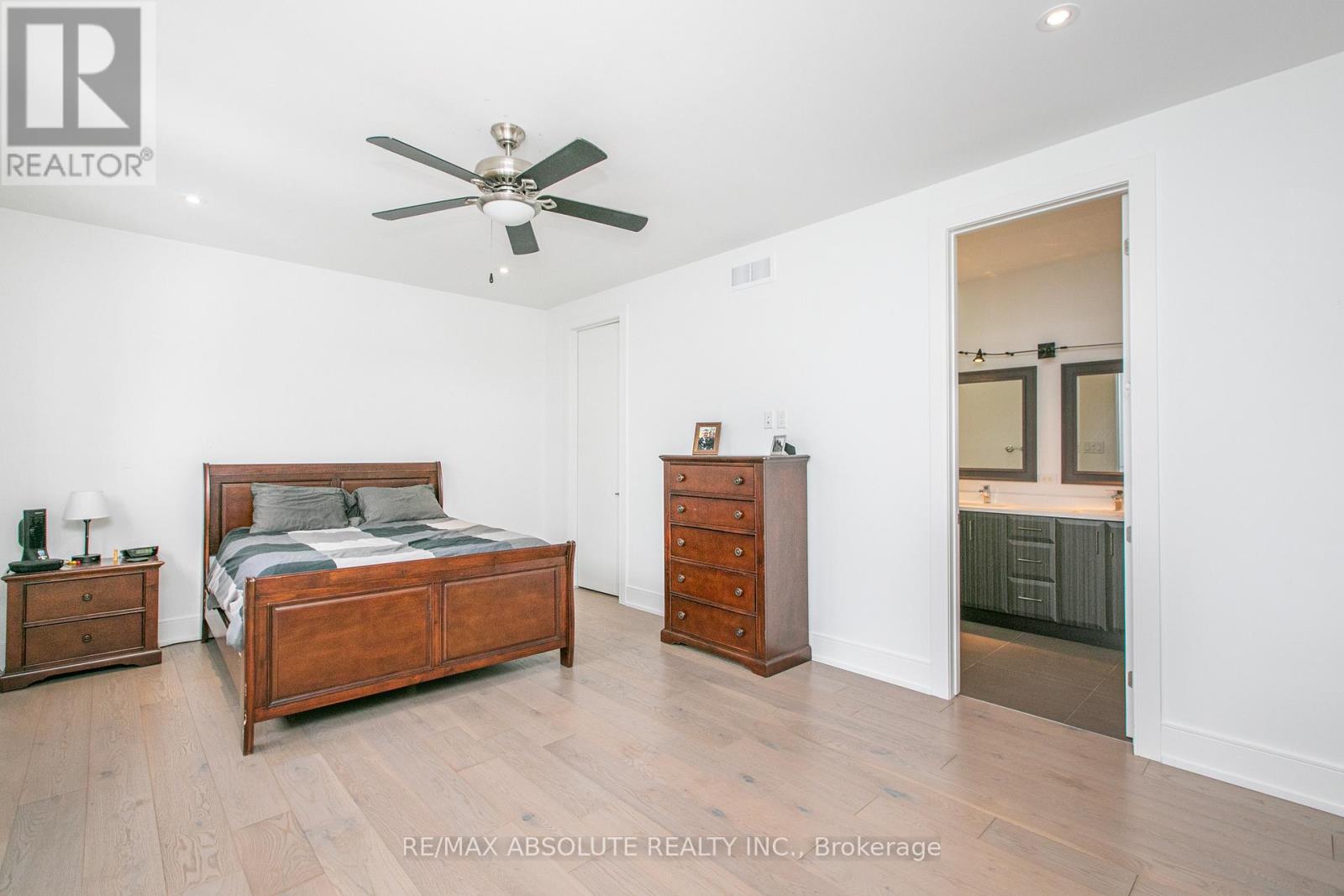 1 - 246 Westhaven Crescent, Ottawa, Ontario  K1Z 7G3 - Photo 18 - X12195104