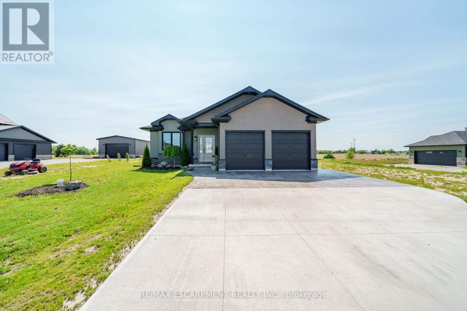 1163 Kohler Road, Haldimand, Ontario  N0A 1E0 - Photo 2 - X12194810