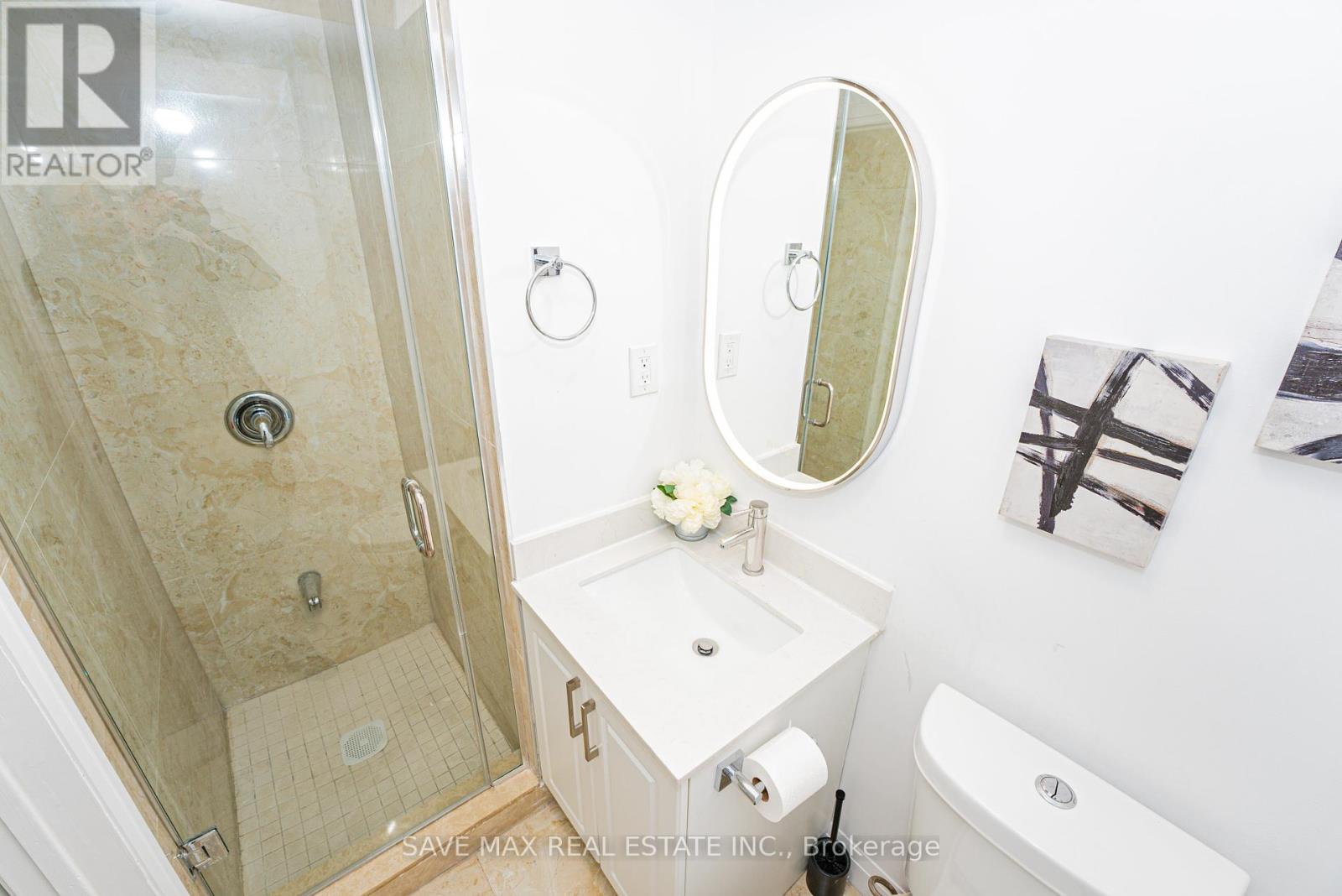 281 Parkmount Drive, Waterloo, Ontario  N2L 5R4 - Photo 14 - X12194835