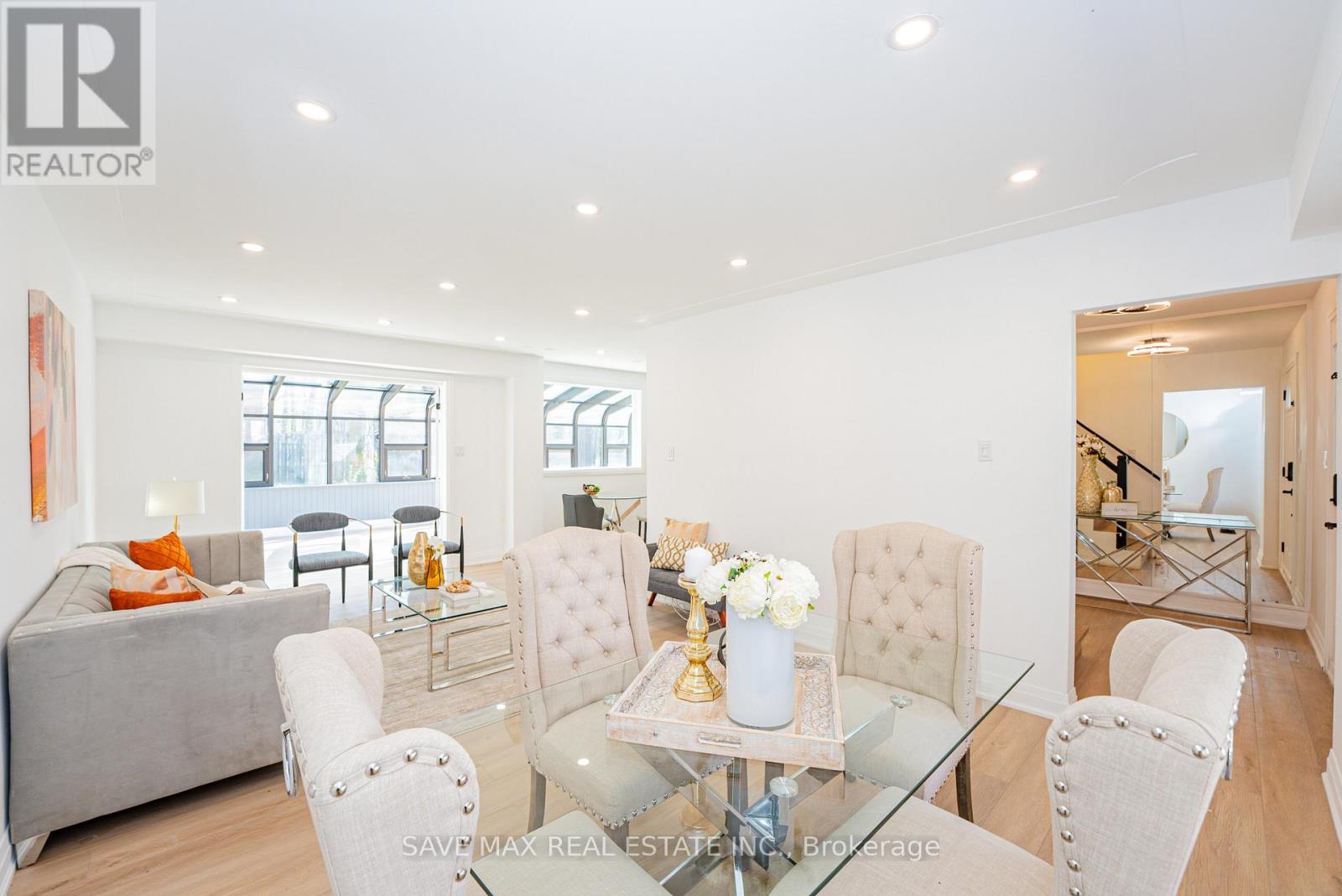Property at 281 PARKMOUNT DRIVE image 5