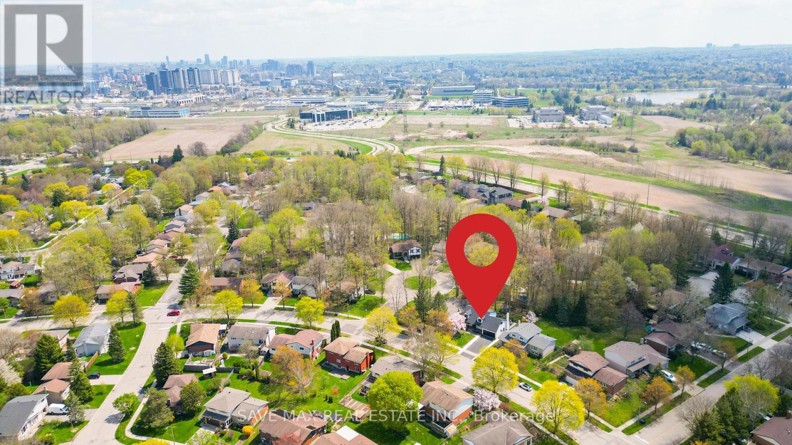 281 Parkmount Drive, Waterloo, Ontario  N2L 5R4 - Photo 50 - X12194835