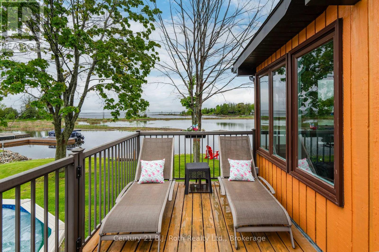 24 Wilcox Road, Tay, Ontario  L0K 2C0 - Photo 22 - S12194926