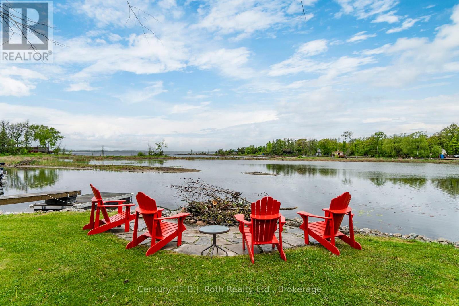 24 Wilcox Road, Tay, Ontario  L0K 2C0 - Photo 28 - S12194926