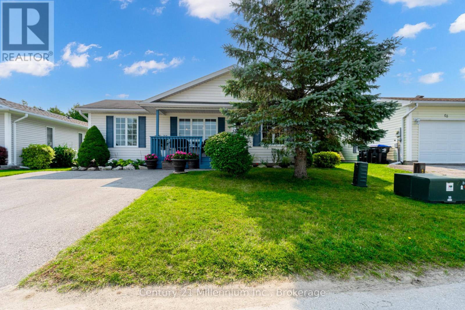61 Pennsylvania Avenue S, Wasaga Beach, Ontario  L9Z 3A8 - Photo 3 - S12194991