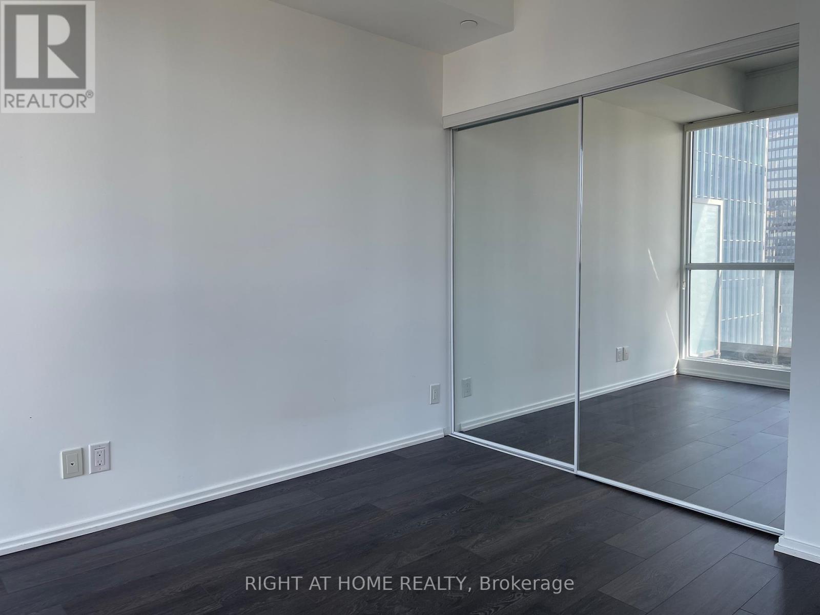 4010 - 70 Temperance Street, Toronto, Ontario  M5H 0B1 - Photo 9 - C12116889