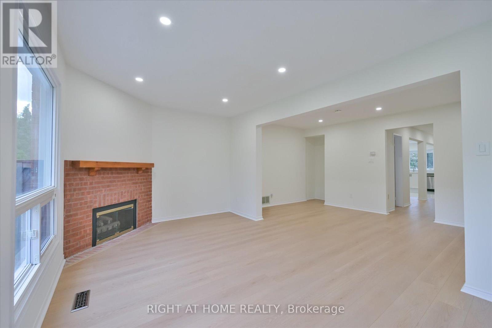 5023 Northern Lights Circle, Mississauga, Ontario  L5R 2P7 - Photo 13 - W12182282