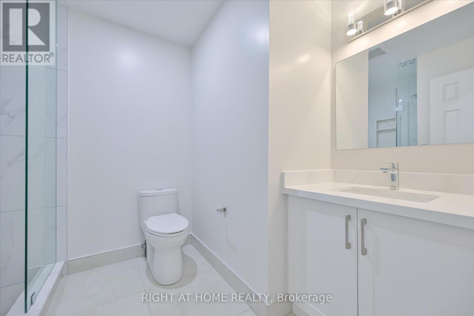 5023 Northern Lights Circle, Mississauga, Ontario  L5R 2P7 - Photo 26 - W12182282