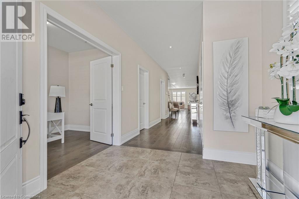 958 Beach Boulevard, Hamilton, Ontario  L8H 6Z4 - Photo 5 - 40737352