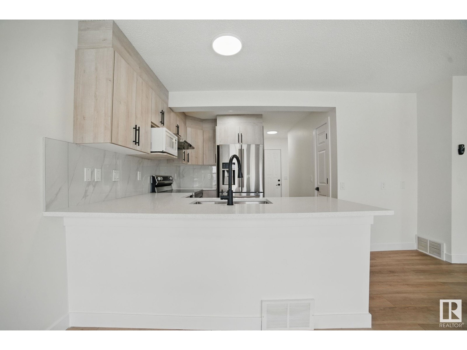 1826 35 Av Nw, Edmonton, Alberta  T6T 1Y9 - Photo 10 - E4440243