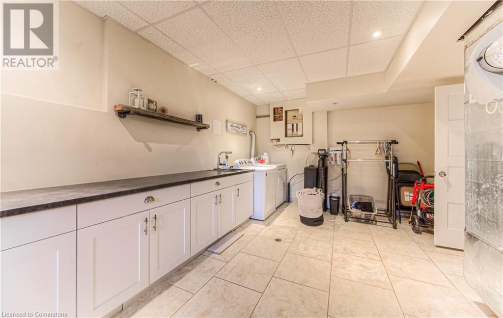 7 Ashley Court, Kitchener, Ontario  N2E 2Z6 - Photo 26 - 40737099